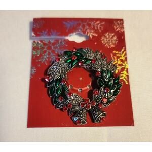 Kohl's Wreath Brooch New Green Silver Bells Holly Berries NEW